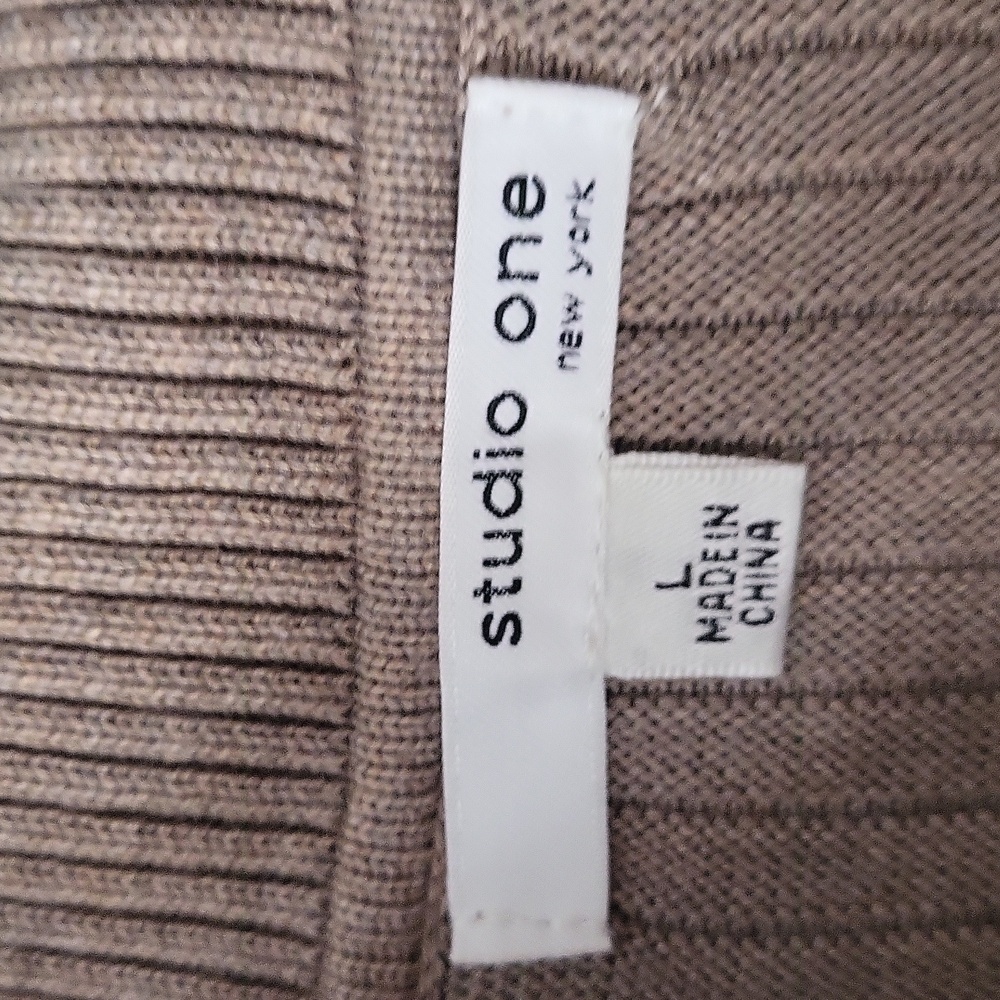 Studio One Brown Ribbed Knit Dress - Picture 12 of 12